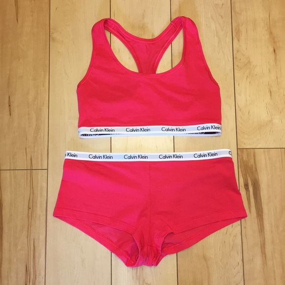 Other - Calvin Klein limited edition set!!